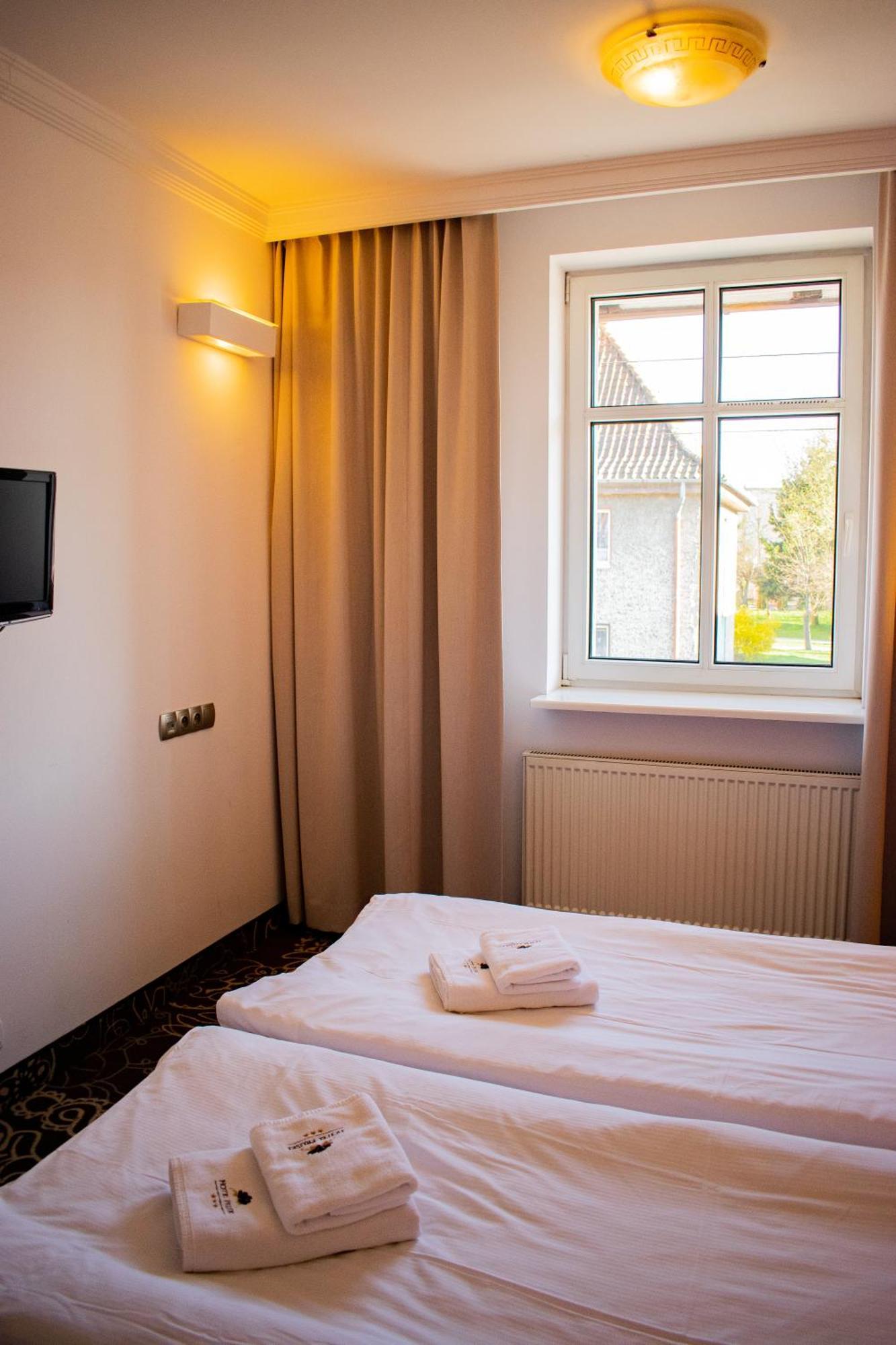 Hotel Pruski Orneta Εξωτερικό φωτογραφία