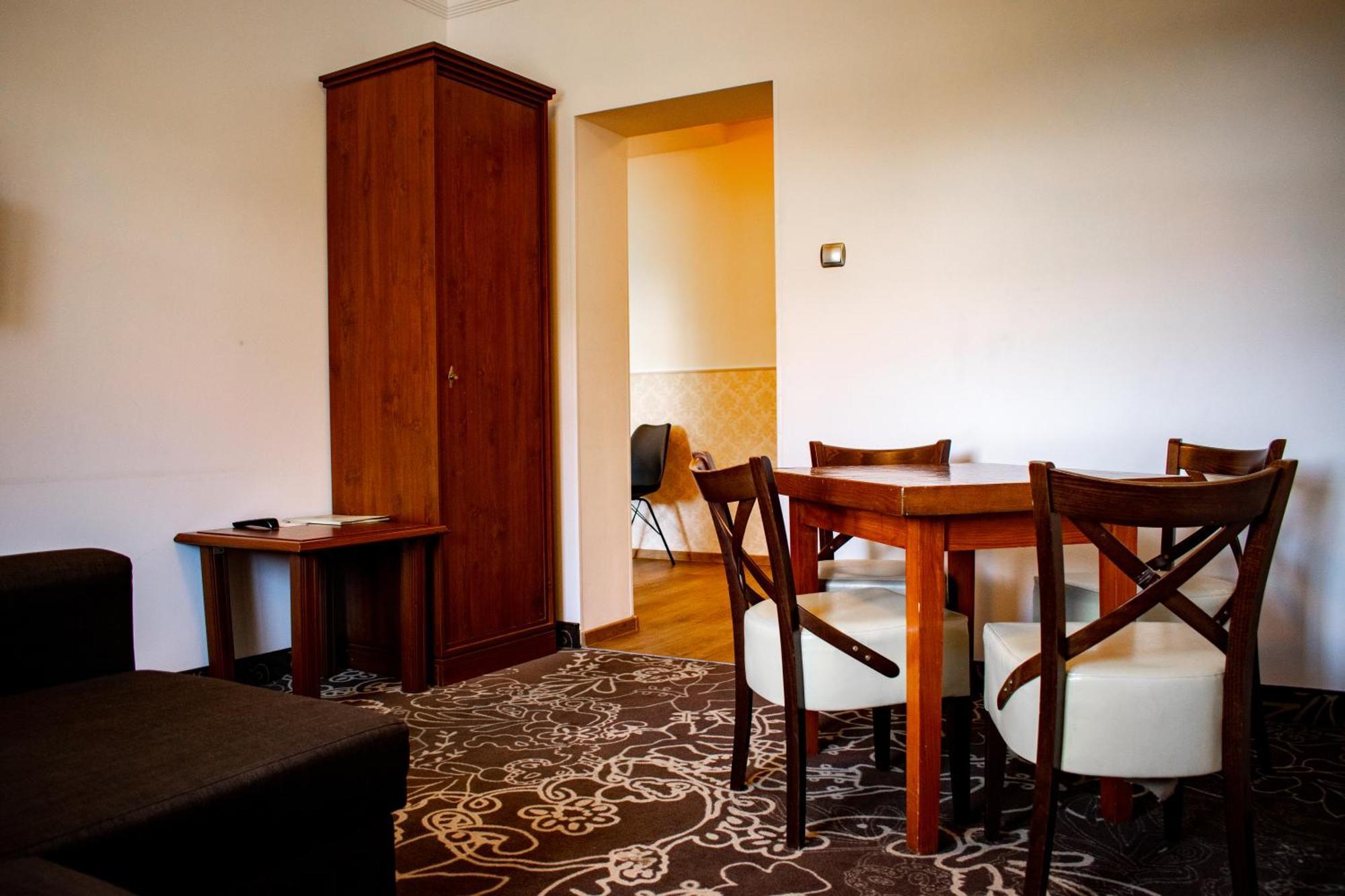 Hotel Pruski Orneta Εξωτερικό φωτογραφία